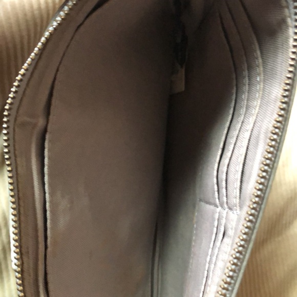 Fossil Large Wristlet - Picture 10 of 11